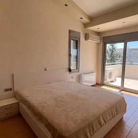 Daphne Di Palio * PalaiónTsiflíkion